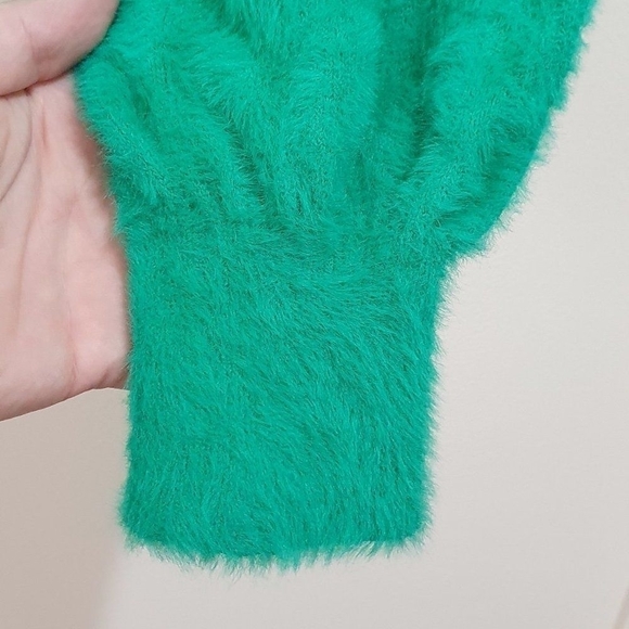 Halogen Womens Size XS Fuzzy V-Neck Pullover Sweater V-Neck Long Sleeve Green - Picture 6 of 9